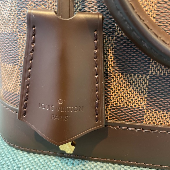 SOLD Louis Vuitton Alma Damier Ebene Shoulder Bag BB Brown Canvas (Microchipped) - Picture 8 of 15